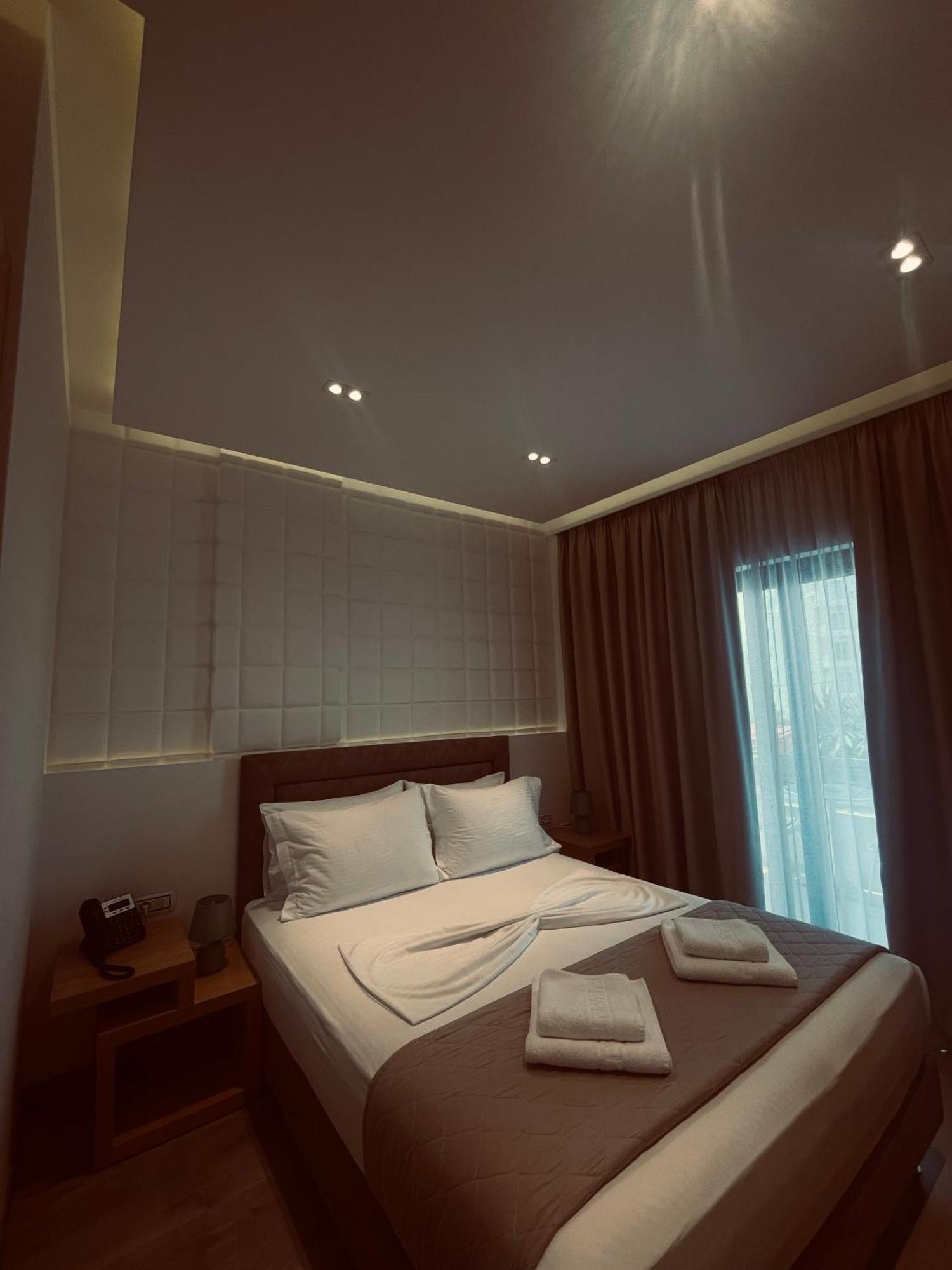 סרנדה Hotel Sole מראה חיצוני תמונה