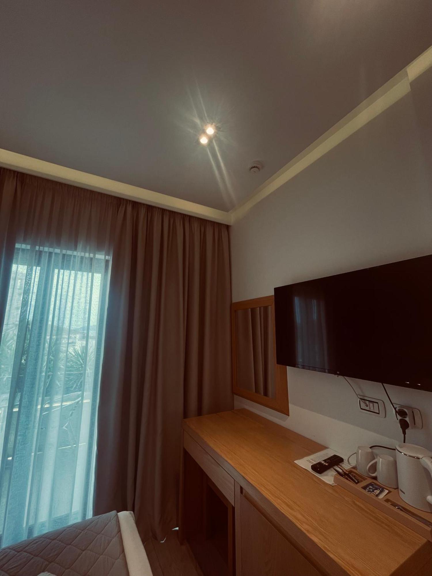 סרנדה Hotel Sole מראה חיצוני תמונה